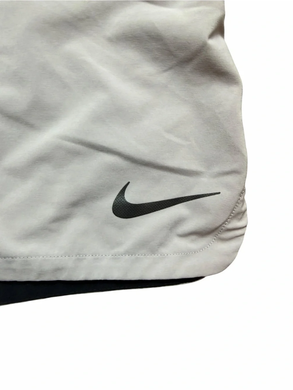 Nike Men’s Medium Lightweight Gray Running Training Athletic Shorts - Picture 2 of 6
